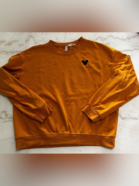 H&M/Disney Tops - Divided H&M Womens Mustard Yellow Crew Neck Mickey Mouse Sweatshirt Size L